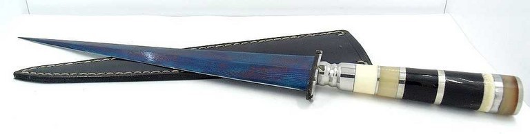 stylet corse double tranchant L Bellini stylet corse double tranchant L Bellini